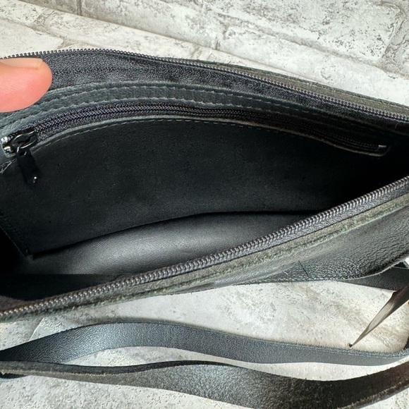 Harley Davidson black‎ leather handbag purse NWT embossed logo small - Picture 4 of 8